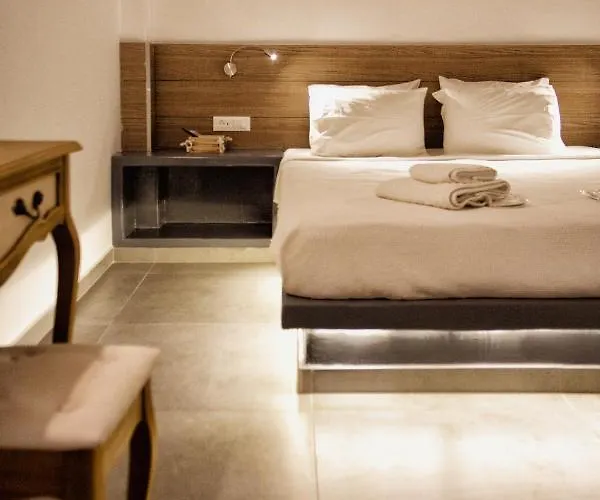 Galaxy Santorini Konukevi