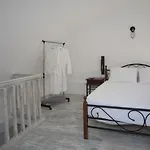 Galaxy Santorini 招待所 4*