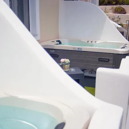 Guest house Galaxy Santorini 3*
