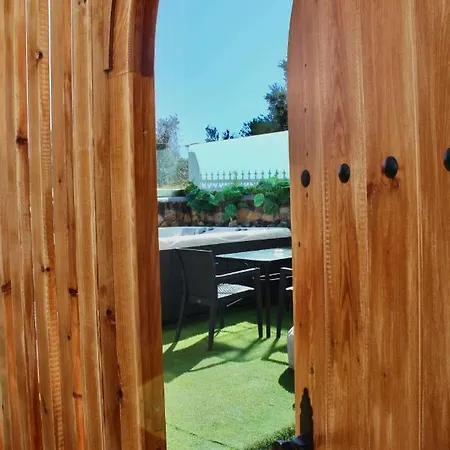 Galaxy Santorini Guest house