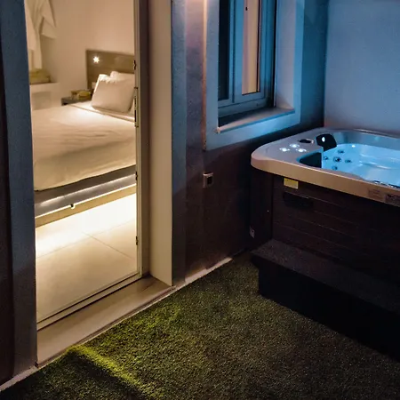 Galaxy Santorini Fira (Santorini)